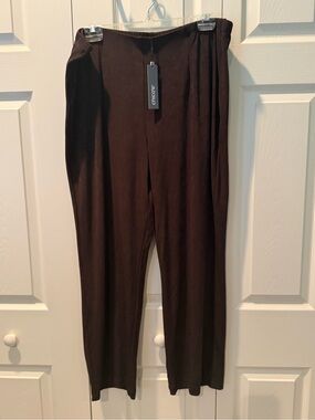# NWT Chico's Travelers Slinky Pants in Deep Brown (Chicos sz 3P = XLP)